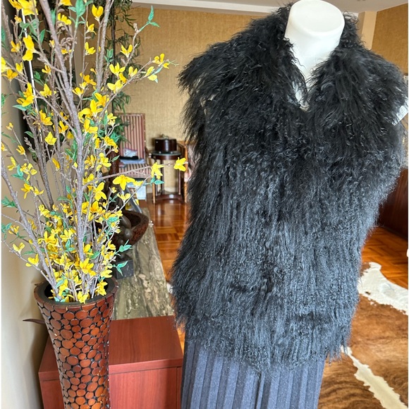 SOLDNew MICHAEL Michael KORS 100% Real Mongolian Shaggy Curly Lamb fur VEST .s S - Picture 5 of 13